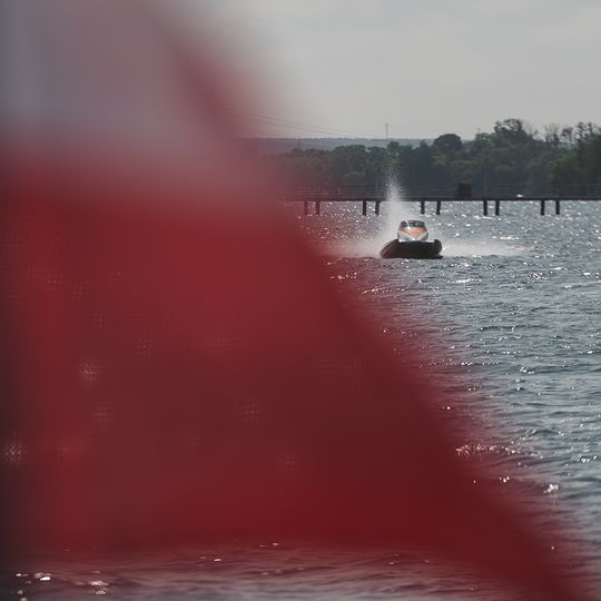 Bartłomiej Marszałek na spotkaniu z dziennikarzami w Nadolu