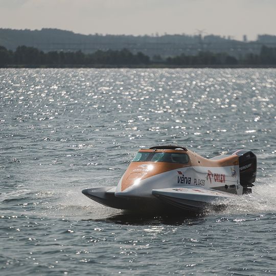Bartłomiej Marszałek na spotkaniu z dziennikarzami w Nadolu