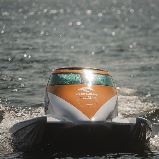 Bartłomiej Marszałek na spotkaniu z dziennikarzami w Nadolu