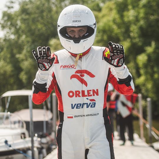 Bartłomiej Marszałek na spotkaniu z dziennikarzami w Nadolu