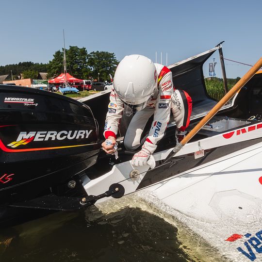 Bartłomiej Marszałek na spotkaniu z dziennikarzami w Nadolu