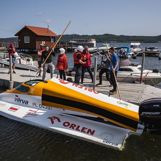 Bartłomiej Marszałek na spotkaniu z dziennikarzami w Nadolu