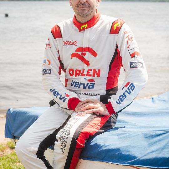 Bartłomiej Marszałek na spotkaniu z dziennikarzami w Nadolu