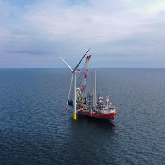 morska farma wiatrowa Baltic Power, pierwszy wiatrak