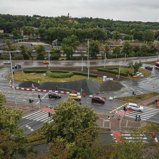 Remont torowiska przy Zieleniaku w Gdańsku. Zmiany dla kierowców i pasażerów