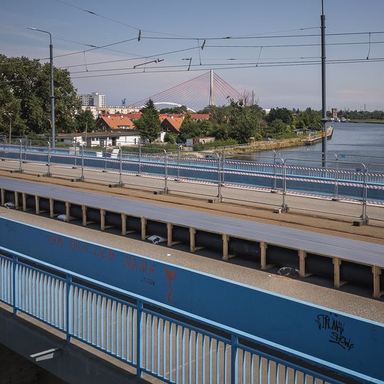 Most Siennicki w Gdańsku z kładką dla pieszych i rowerzystów