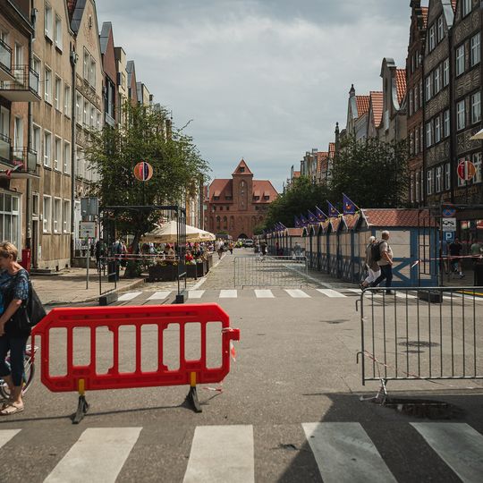 przygotowania do Jarmarku Świętego Dominika 2025 w Gdańsku