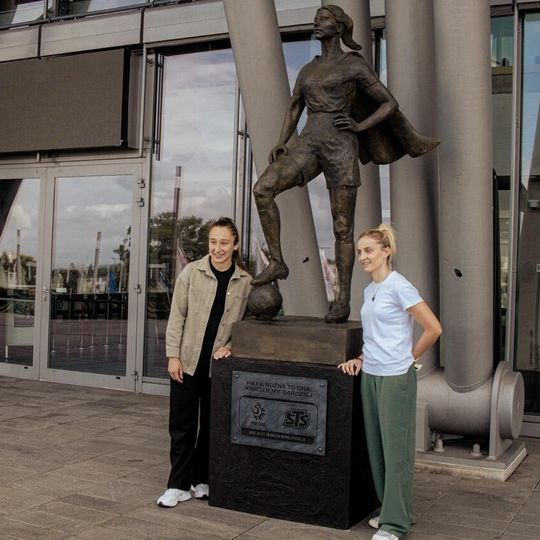 pomnik kobiecej piłki nożnej w Gdańsku