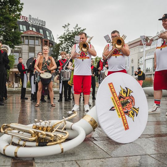 Brasswood Fest 2025, kolorowa parada zespołów dętych