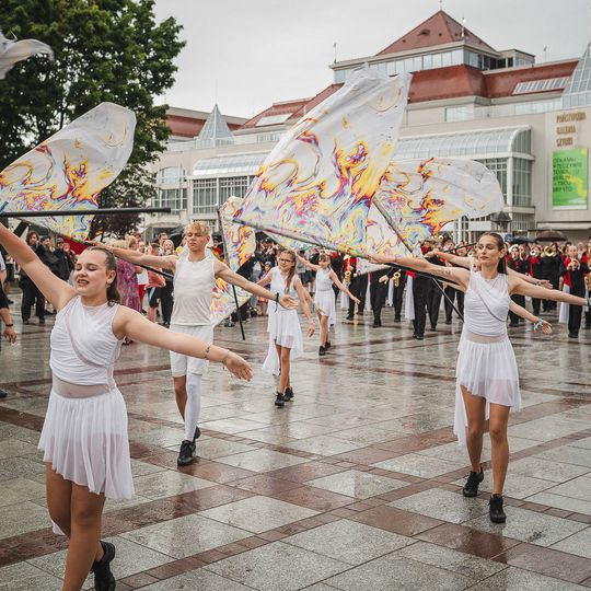 Brasswood Fest 2025, kolorowa parada zespołów dętych