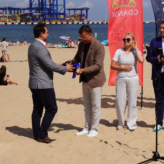 BeBot – nowoczesny robot sprzątający plażę w Gdańsku-Stogach