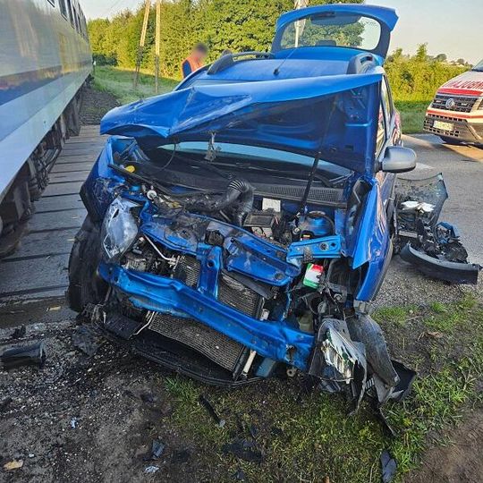 wypadek na przejeździe kolejowym w Garczegorzu