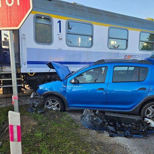wypadek na przejeździe kolejowym w Garczegorzu
