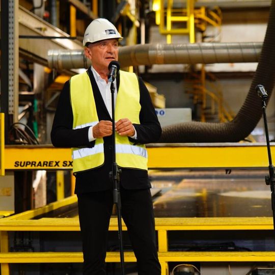 pierwsze cięcie stali na konstrukcje dla morskiej farmy wiatrowej Baltica 2