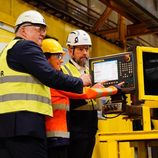 pierwsze cięcie stali na konstrukcje dla morskiej farmy wiatrowej Baltica 2