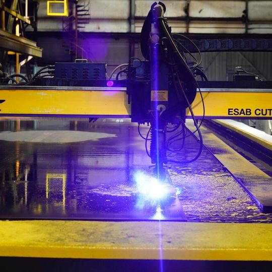 pierwsze cięcie stali na konstrukcje dla morskiej farmy wiatrowej Baltica 2