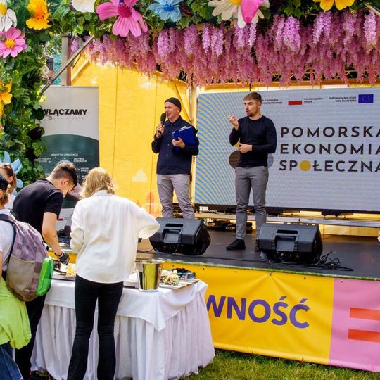 Święto Pomorskiej Ekonomii Społecznej na Jarmarku św. Dominika 2025 w Gdańsku