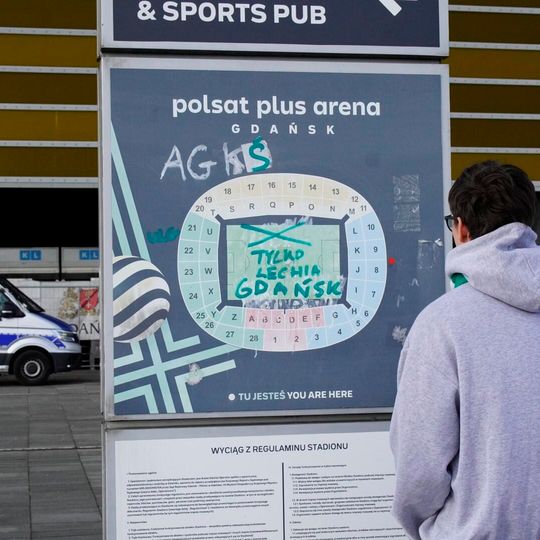 Derby Trójmiasta. Gorąca atmosfera i tłumy kibiców na meczu Lechii Gdańsk i Arki Gdynia