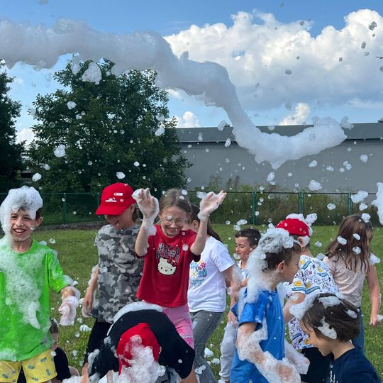 „Wakacyjne Misje Odkrywców – półkolonie z przygodą, pasją i ORLENEM”