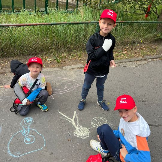 „Wakacyjne Misje Odkrywców – półkolonie z przygodą, pasją i ORLENEM”