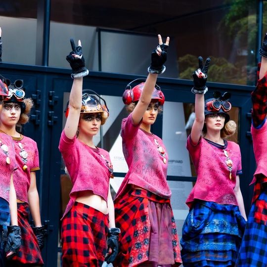 Pokaz mody „Postulaty” w Europejskim Centrum Solidarności