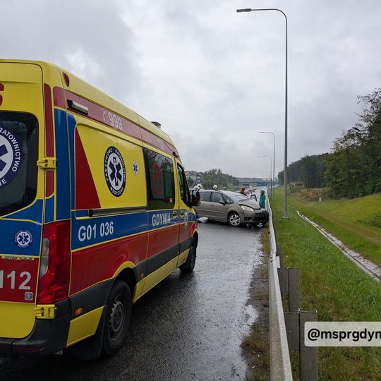 wypadek na Trasie Kaszubskiej w Gdyni