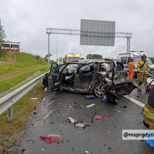wypadek na Trasie Kaszubskiej w Gdyni