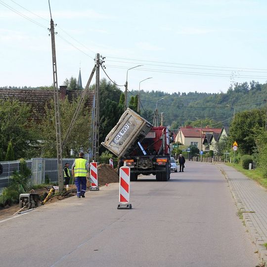 Zobacz nowe miejsca parkingowe i zieleń w Lęborku