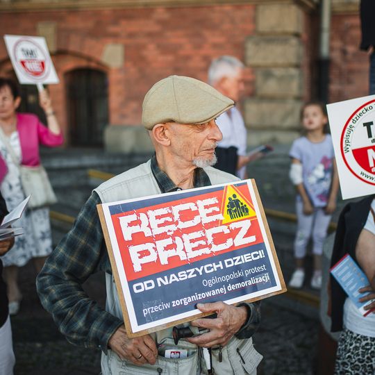 protest przeciwników edukacji zdrowotnej w Gdańsku