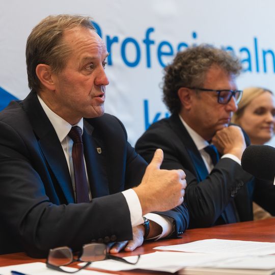 remont Gdyńskiego Centrum Onkologii i podpisanie umowy na kolejne inwestycje