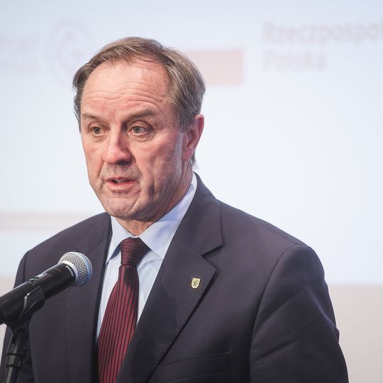 rozpoczęcie budowy terminalu intermodalnego w Porcie Gdynia