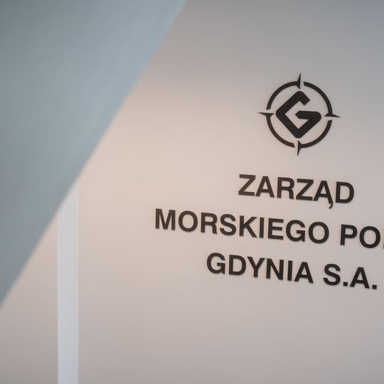 rozpoczęcie budowy terminalu intermodalnego w Porcie Gdynia