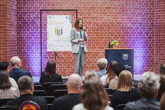 Konferencja „Dziedzictwo w sieci: digitalizacja w erze przemian”.