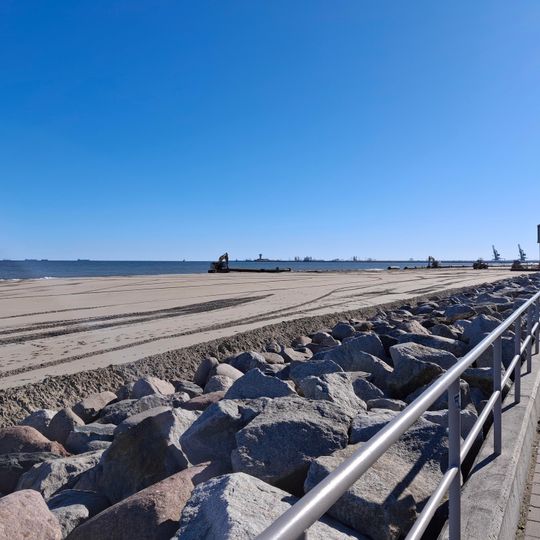 refulacja plaży na Westerplatte
