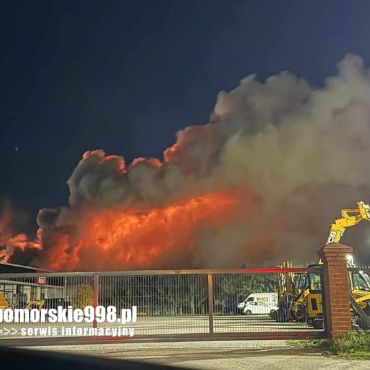 pożar fabryki okien w Rusocinie