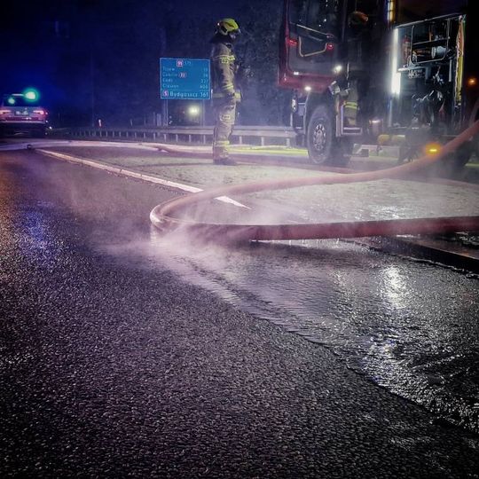 pożar fabryki okien w Rusocinie