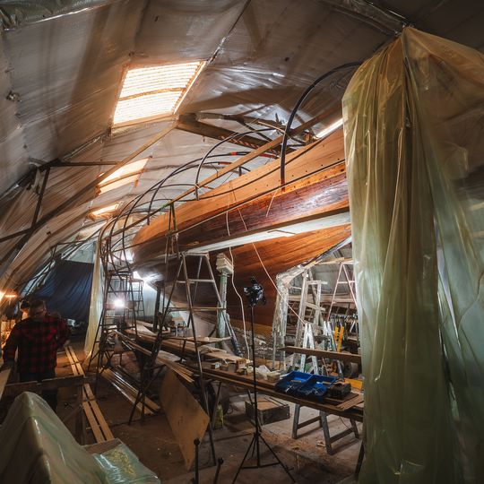 Renowacja jachtu „Strażnik Poranka”. Wyjątkowe zdjęcia z Gdańska