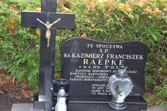 Ks. Kazimierz Raepke Ks. Kazimierz Raepke