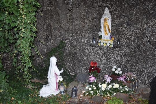 Zasłużeni dla powiatu i Kaszub. Spoczywają na kartuskich cmentarzach