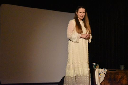 "Welewetka" Stasi Budzisz na scenie