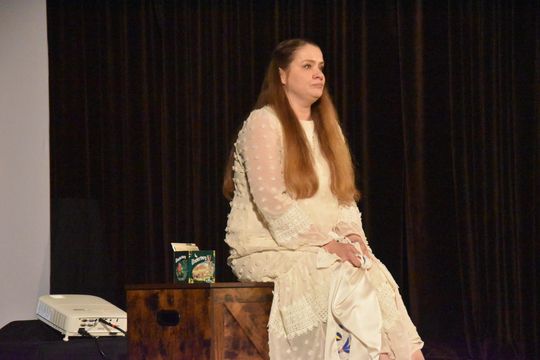 "Welewetka" Stasi Budzisz na scenie