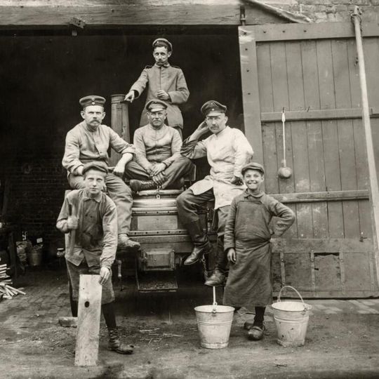 Tczew na unikatowych zdjęciach do 1945 roku. Zobacz kadry z nowego albumu Józefa Golickiego