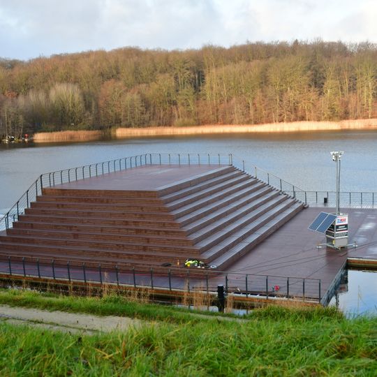 kąpielisko nad Jeziorem Klasztornym Dużym, Kartuzy