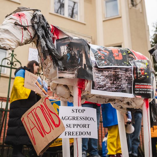 „Pożegnanie Imperium”, protest przed konsulatem Federacji Rosyjskiej, Gdańsk 2025