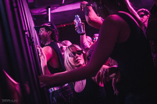 VTSS | Techno Balkon | Hala Olivia