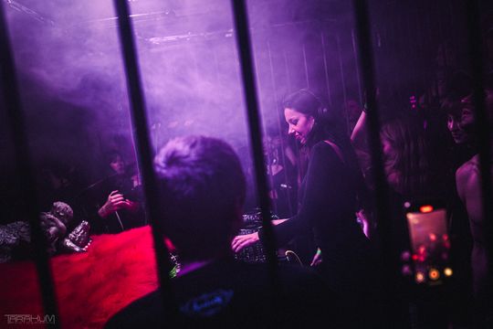 VTSS | Techno Balkon | Hala Olivia