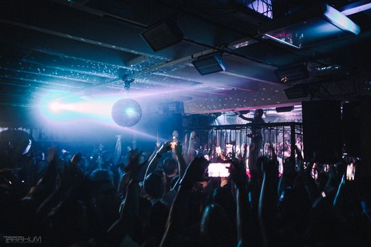 VTSS | Techno Balkon | Hala Olivia