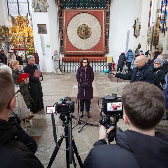 W Bazylice Mariackiej w Gdańsku nastąpiło uroczyste uruchomienie ponad 550-letniego kalendarium zegara astronomicznego.