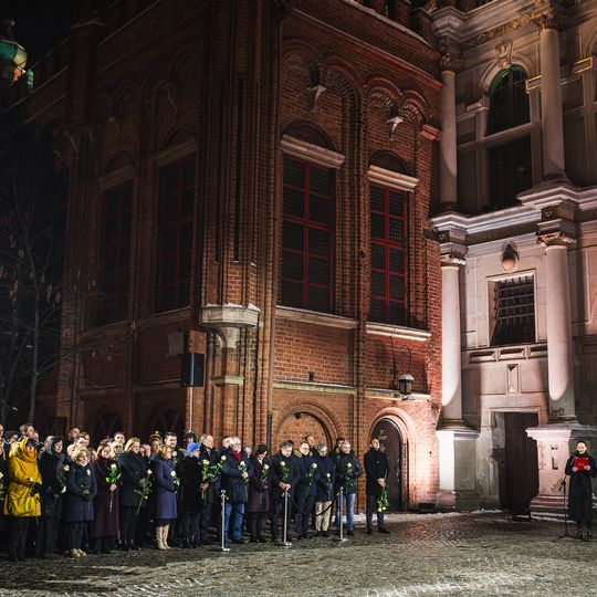 7. rocznica śmierci Pawła Adamowicza, uroczystości przy tablicy pamiątkowej, Gdańsk 2026
