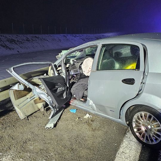 Poważny wypadek na DK22 pod Chojnicami. Kierowca trafił do szpitala